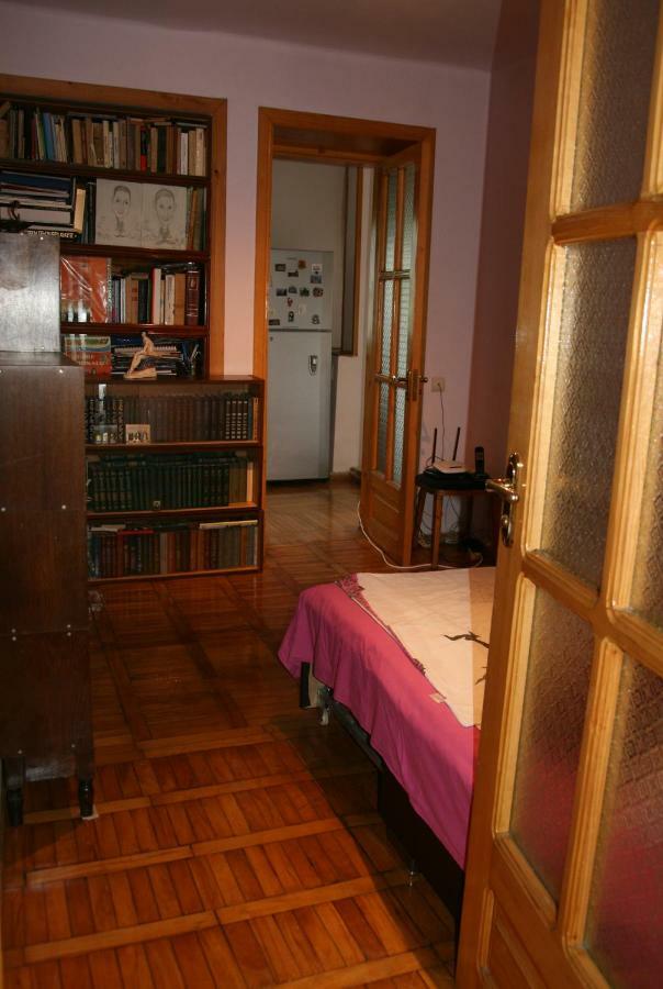 35 Paliashvili Koutaïssi Extérieur photo